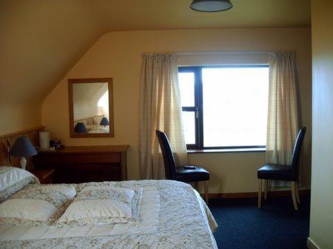 Decourcey'S Hazelbrook Farmhouse B&B Cleggan Exterior foto