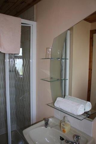 Decourcey'S Hazelbrook Farmhouse B&B Cleggan Zimmer foto
